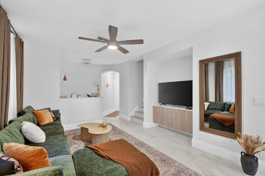 1814 Sonrisa Street, Riviera Beach, FL 33404 Photo