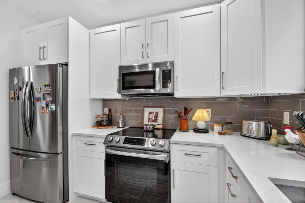 1814 Sonrisa Street, Riviera Beach, FL 33404 Photo