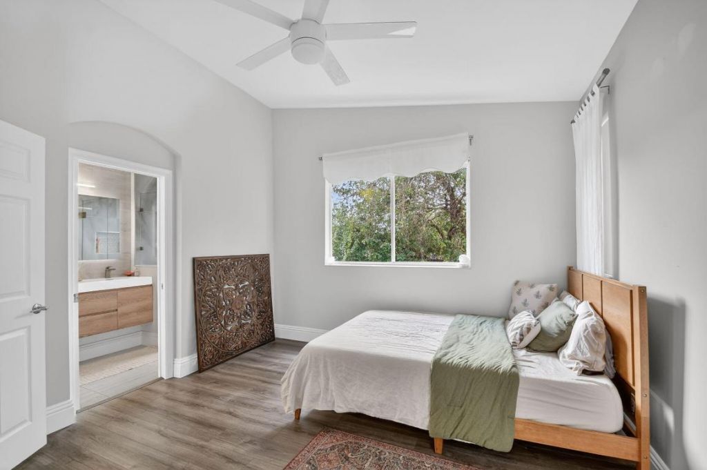 1814 Sonrisa Street, Riviera Beach, FL 33404 Photo