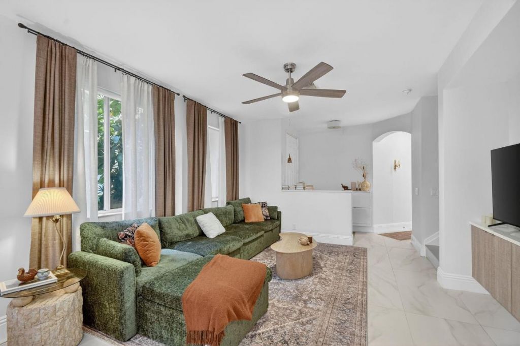 1814 Sonrisa Street, Riviera Beach, FL 33404 Photo