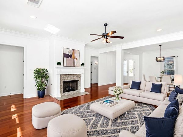 14628 Lake Town Dr, Baton Rouge, LA 70810