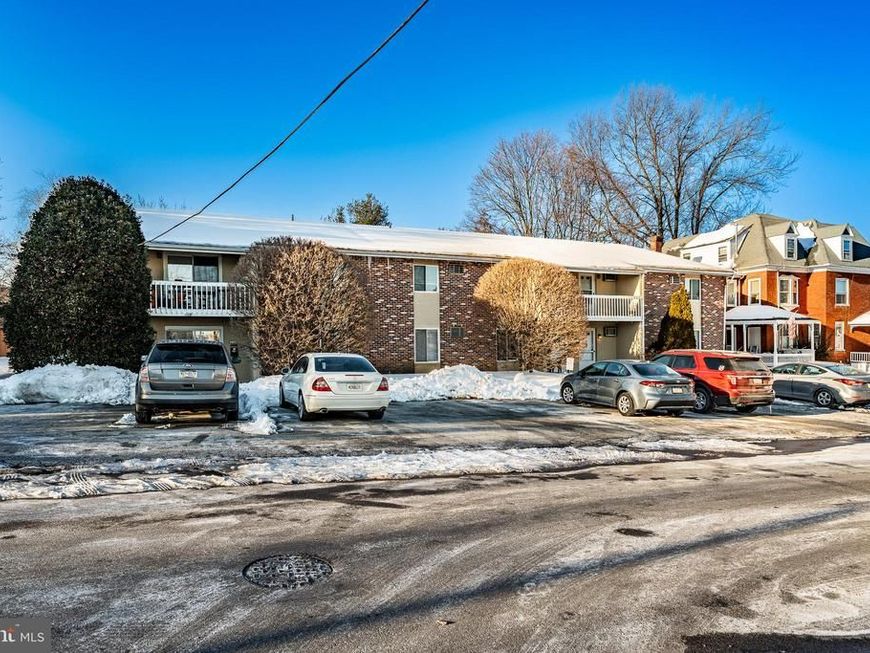 300 N Penn Street, Unit W9, West Chester, PA 19380 Main Photo