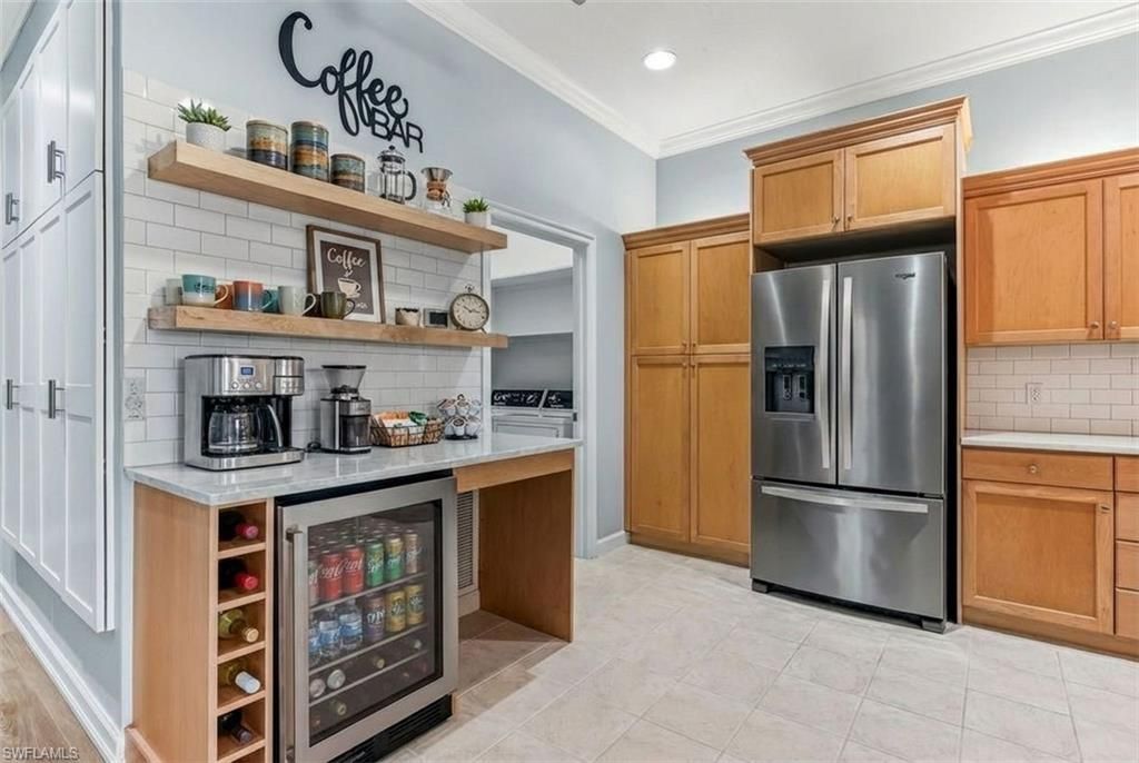 8565 Via Garibaldi Cir, Unit 206, Estero, FL 33928 Photo