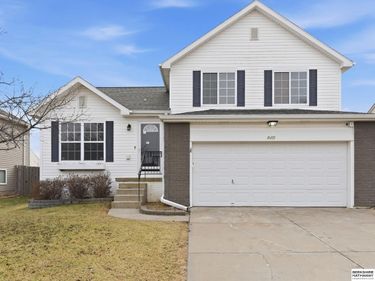 16111 Birch Avenue, Omaha, NE 68136