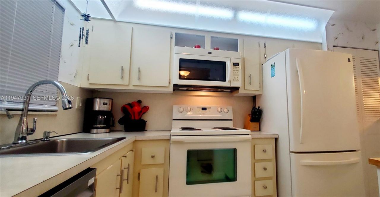 10300 NW 30th Ct , Unit 302, Sunrise, FL 33322 Photo