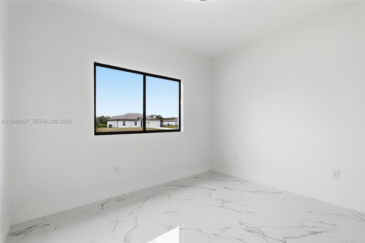 161 Blackstone Dr., Fort Myers, FL 33913 Photo