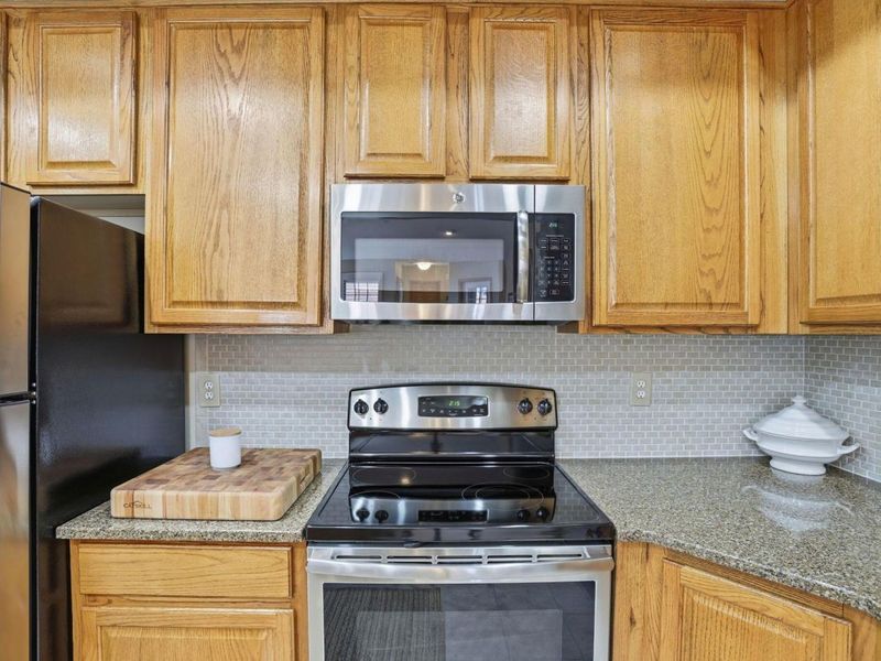 622 Piney Glen Drive, Columbus, OH 43230 Photo 16