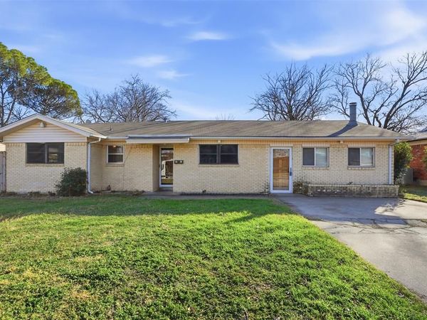 5420 Jane Anne Street, Haltom City, TX 76117