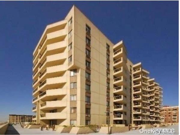 360 Shore Road, Unit 3D, Long Beach, NY 11561