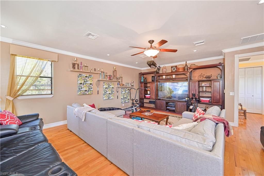1516 Oak Ave, Lehigh Acres, FL 33972 Photo