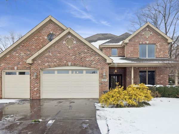 5605 S Quincy Street, Hinsdale, IL 60521