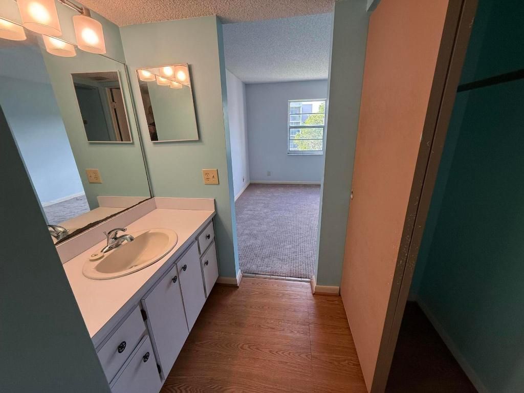 1100 NW 87th Avenue, Unit 405, Coral Springs, FL 33071 Photo