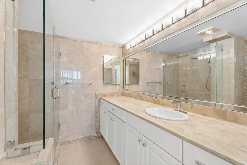 1950 SW Palm City Road, Unit 8-107, Stuart, FL 34994 Photo