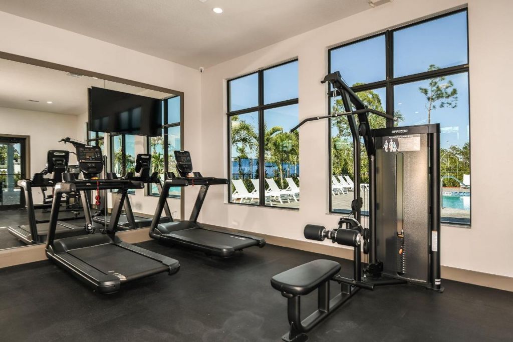 2929 SE Ashfield Drive, Port Saint Lucie, FL 34984 Photo