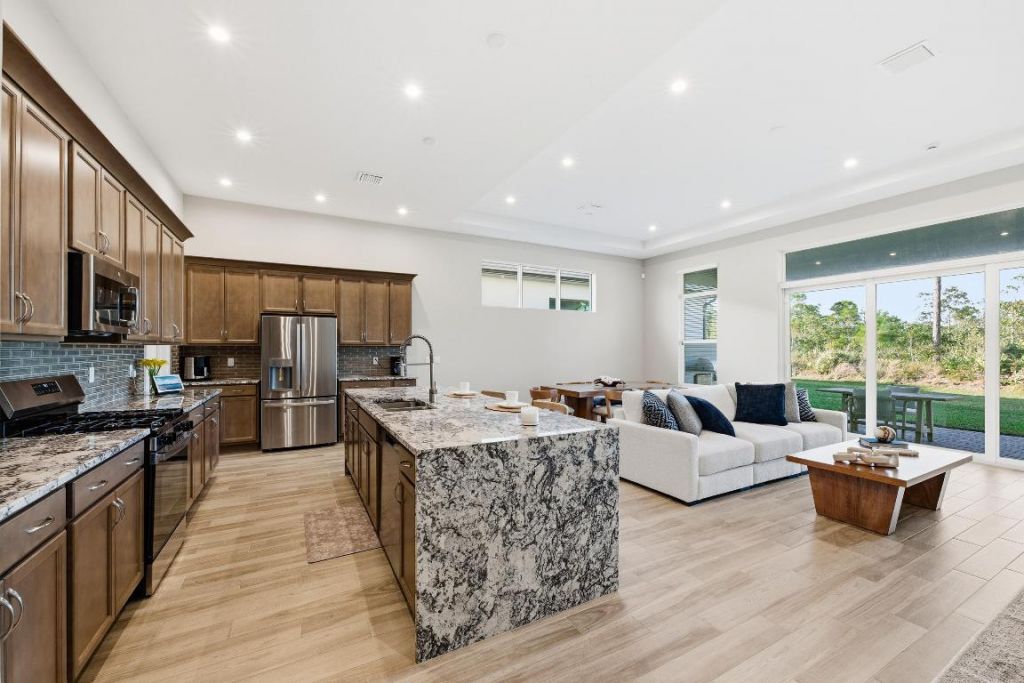 2929 SE Ashfield Drive, Port Saint Lucie, FL 34984 Photo