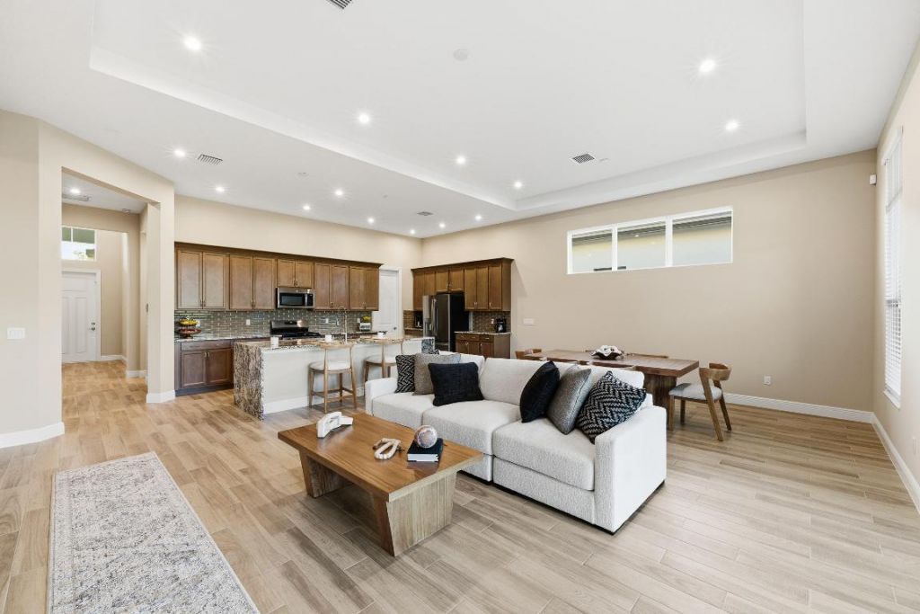 2929 SE Ashfield Drive, Port Saint Lucie, FL 34984 Photo