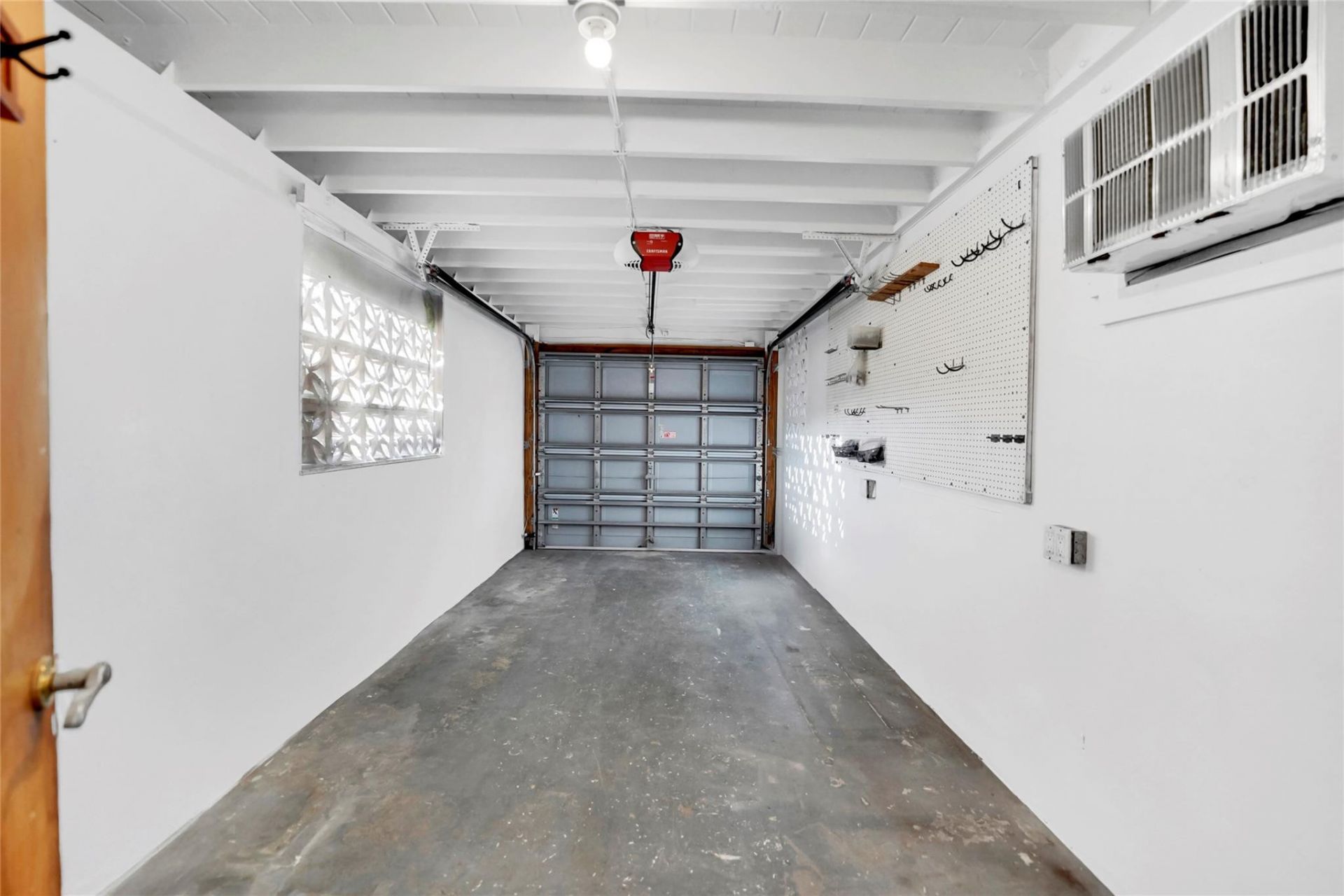 180 SW 9th Court, Pompano Beach, FL 33060 Photo