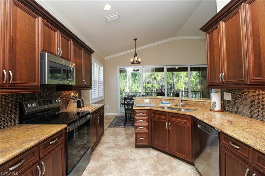 6657 Alden Woods Cir, Unit 201, Naples, FL 34113 Photo