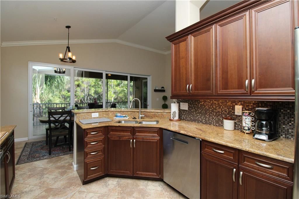 6657 Alden Woods Cir, Unit 201, Naples, FL 34113 Photo