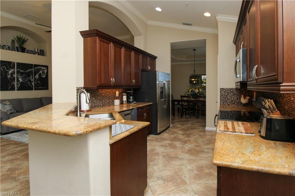 6657 Alden Woods Cir, Unit 201, Naples, FL 34113 Photo