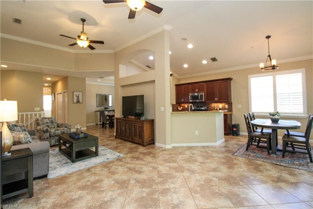6657 Alden Woods Cir, Unit 201, Naples, FL 34113 Photo
