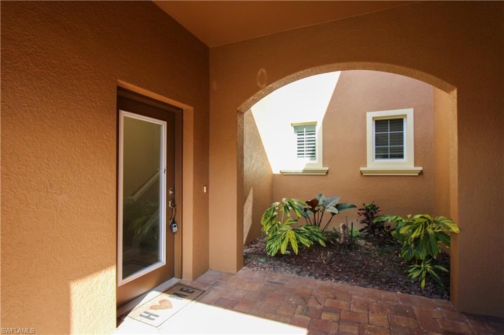 6657 Alden Woods Cir, Unit 201, Naples, FL 34113 Photo