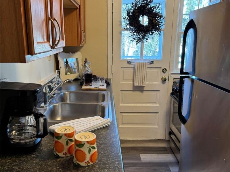 24991 Euclid Avenue, Euclid, OH 44117 Photo 3