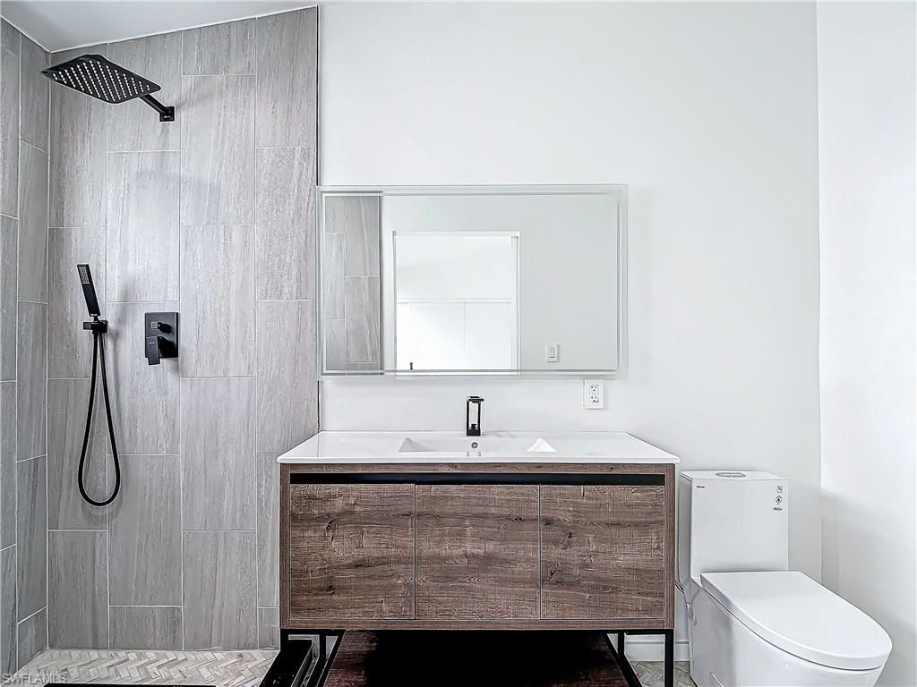 3710 10th St Sw, Lehigh Acres, FL 33976 Photo