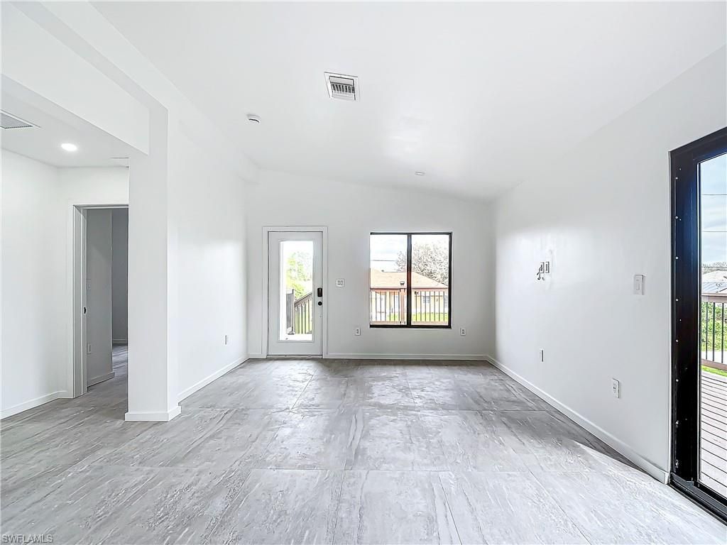 3710 10th St Sw, Lehigh Acres, FL 33976 Photo