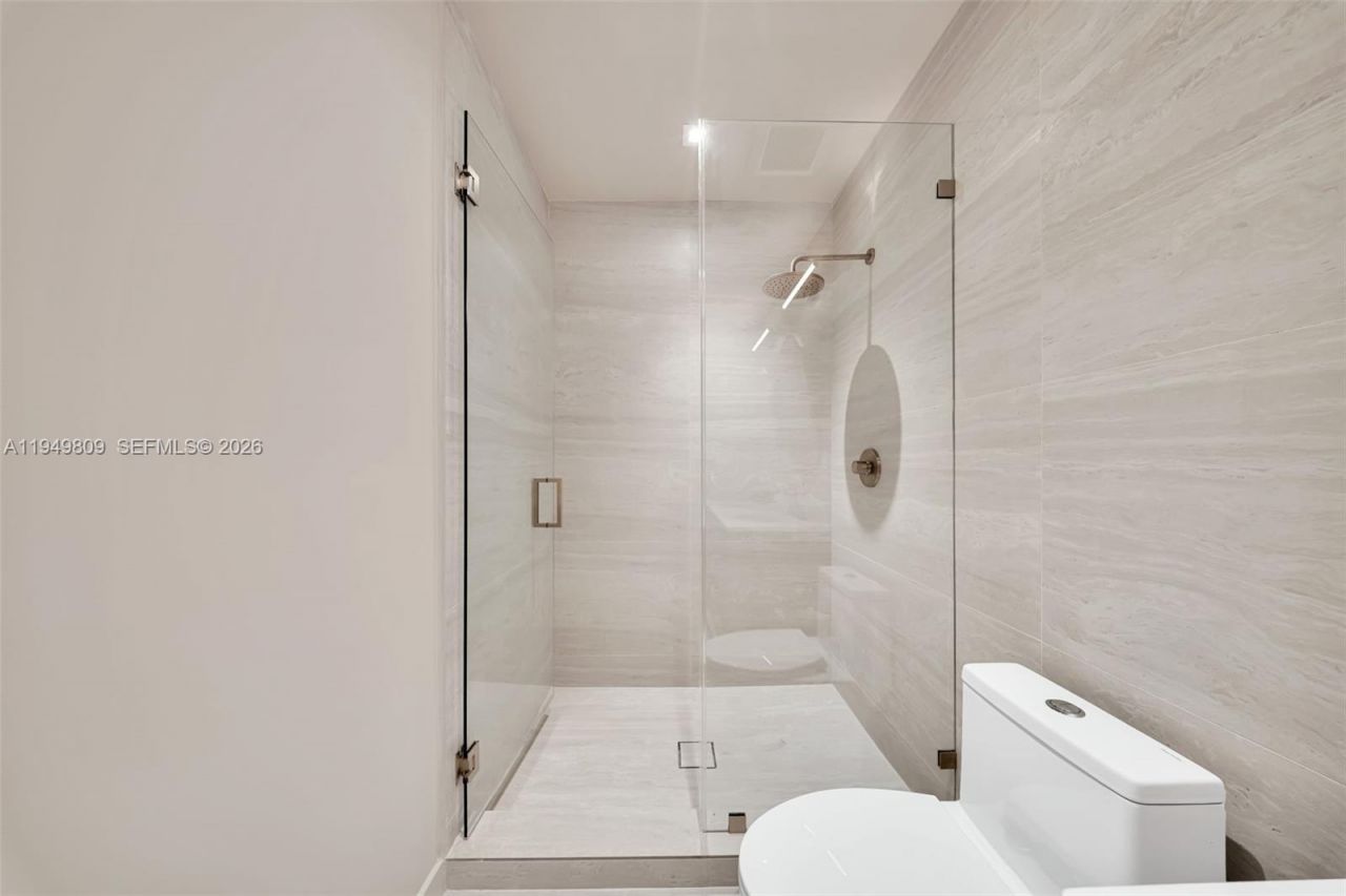 2625 SW 32nd Ct, Unit 2625, Miami, FL 33133 Photo