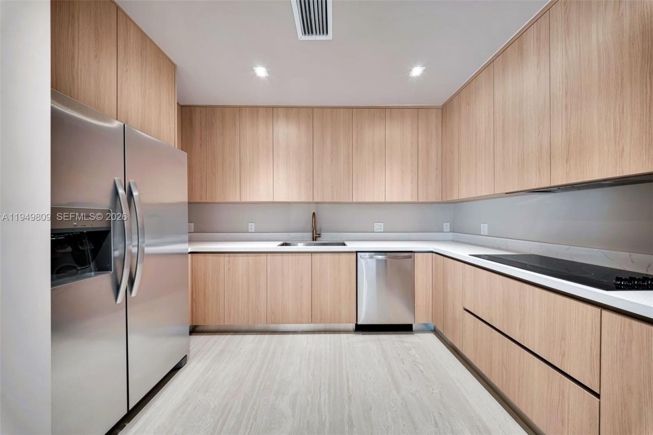 2625 SW 32nd Ct, Unit 2625, Miami, FL 33133 Photo