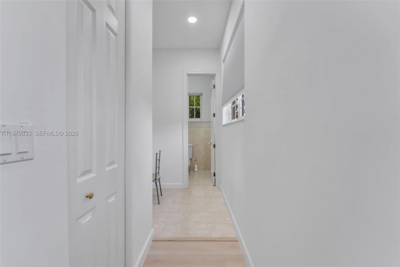 1334 Alhambra Cir , Coral Gables, FL 33134 Photo