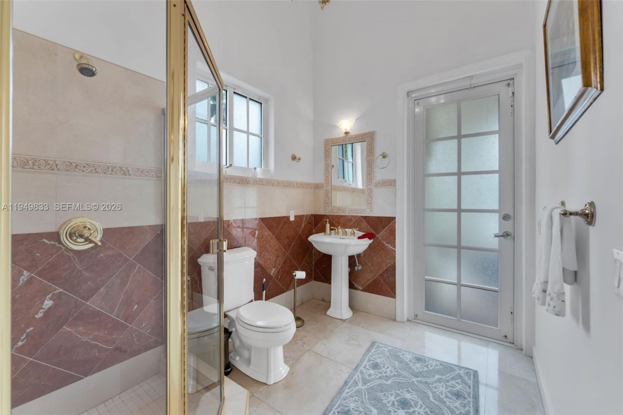 1334 Alhambra Cir , Coral Gables, FL 33134 Photo