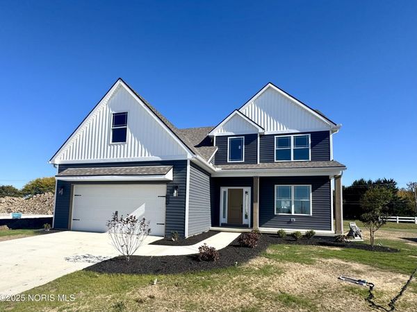 1800 Caleb Court, Waterville, OH 43566