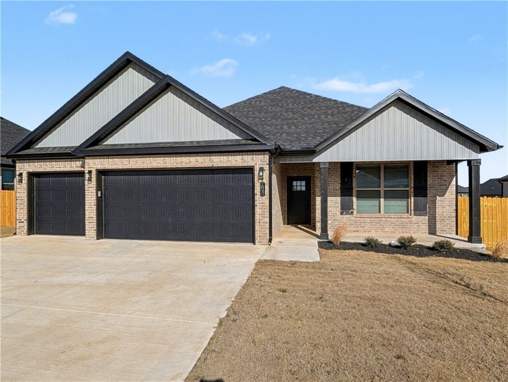 7842 Scenic Valley Avenue, Springdale, AR 72762 Main Photo