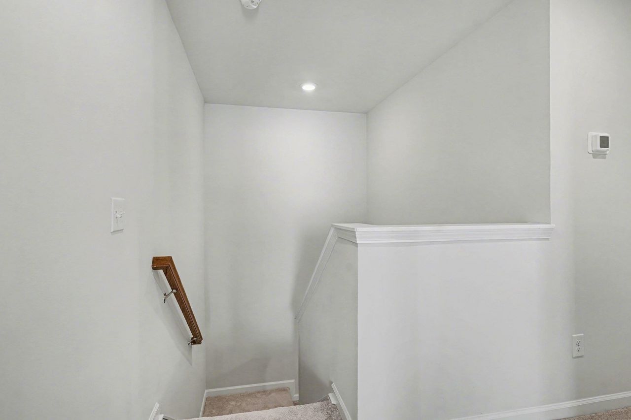 780 Harrison Mill St. Photo 13