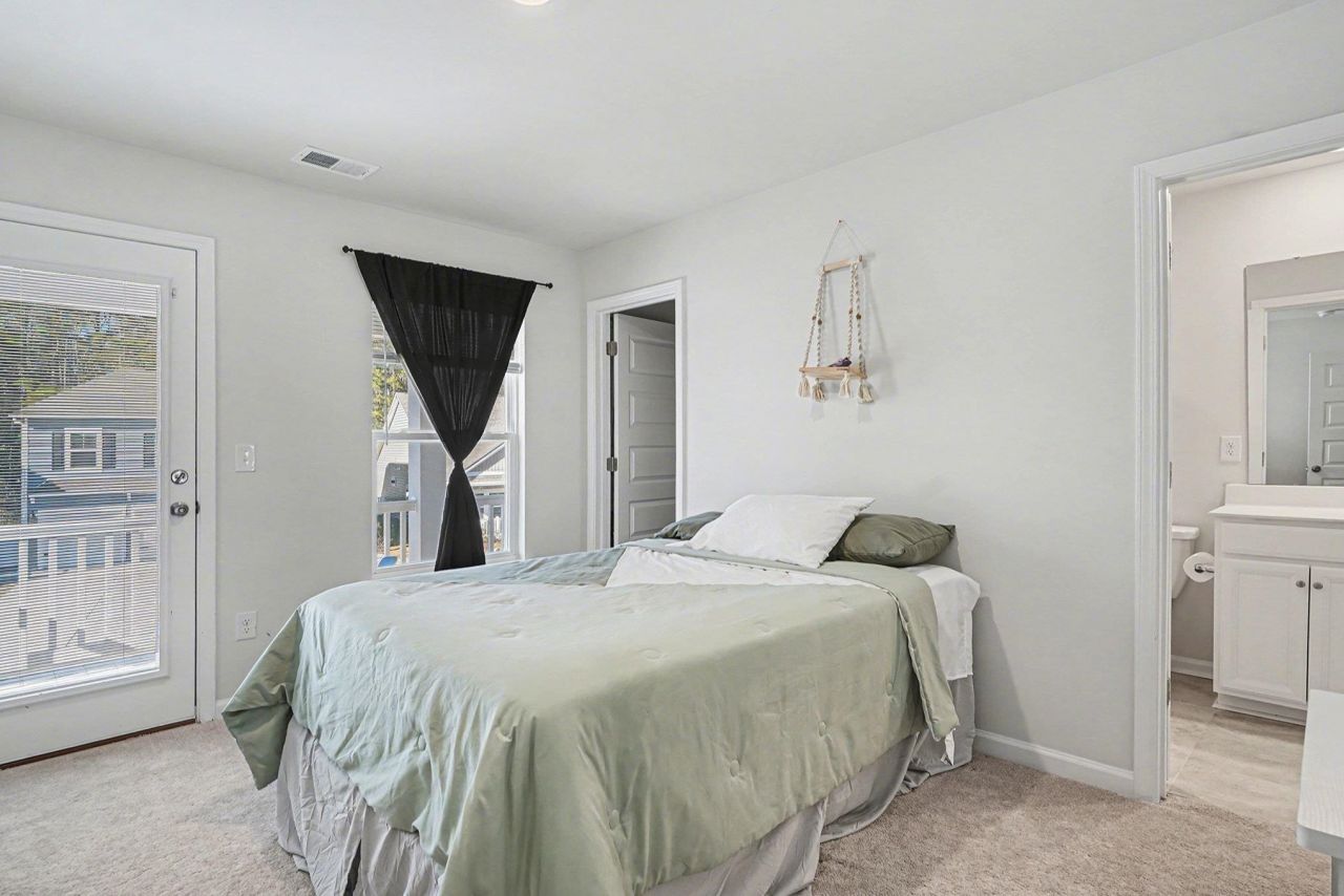 780 Harrison Mill St. Photo 21