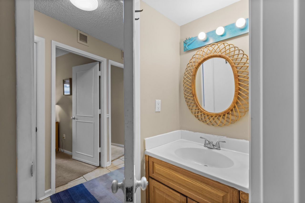 400 N 20th Ave. N Photo 32