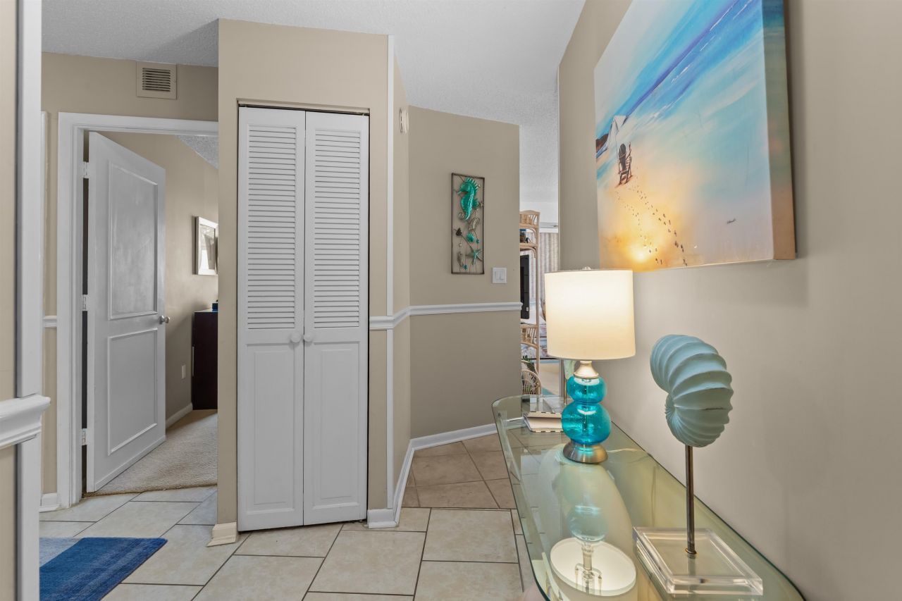 400 N 20th Ave. N Photo 4