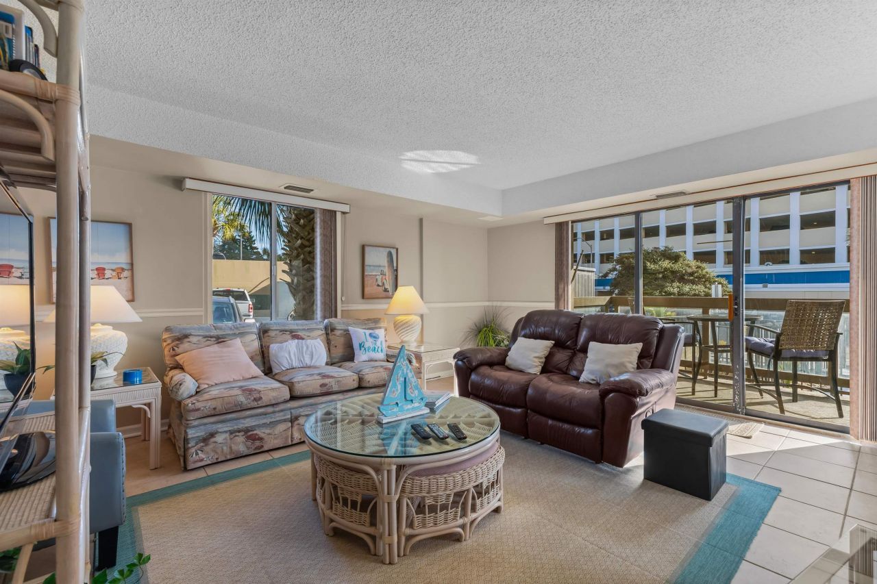 400 N 20th Ave. N Photo 6