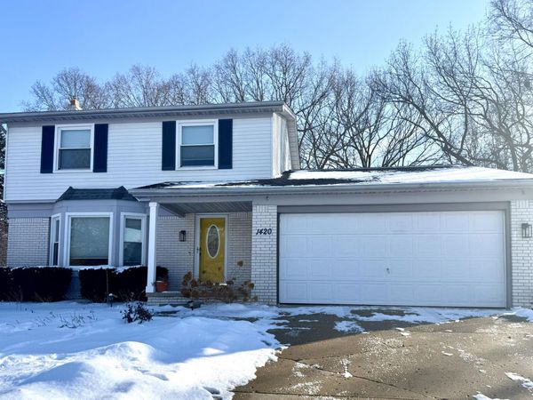 1420 Eastwood Circle, Saline, MI 48176