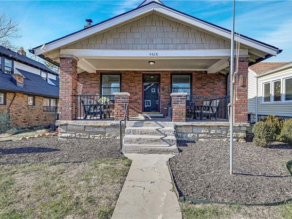 4428 Summit Street, Kansas City, MO 64111