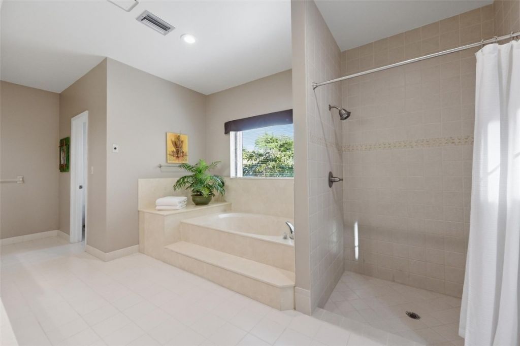 7720 W Upper Ridge Drive, Parkland, FL 33067 Photo