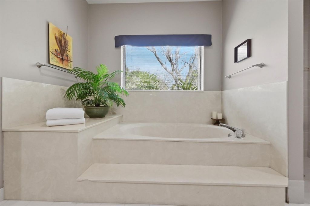 7720 W Upper Ridge Drive, Parkland, FL 33067 Photo