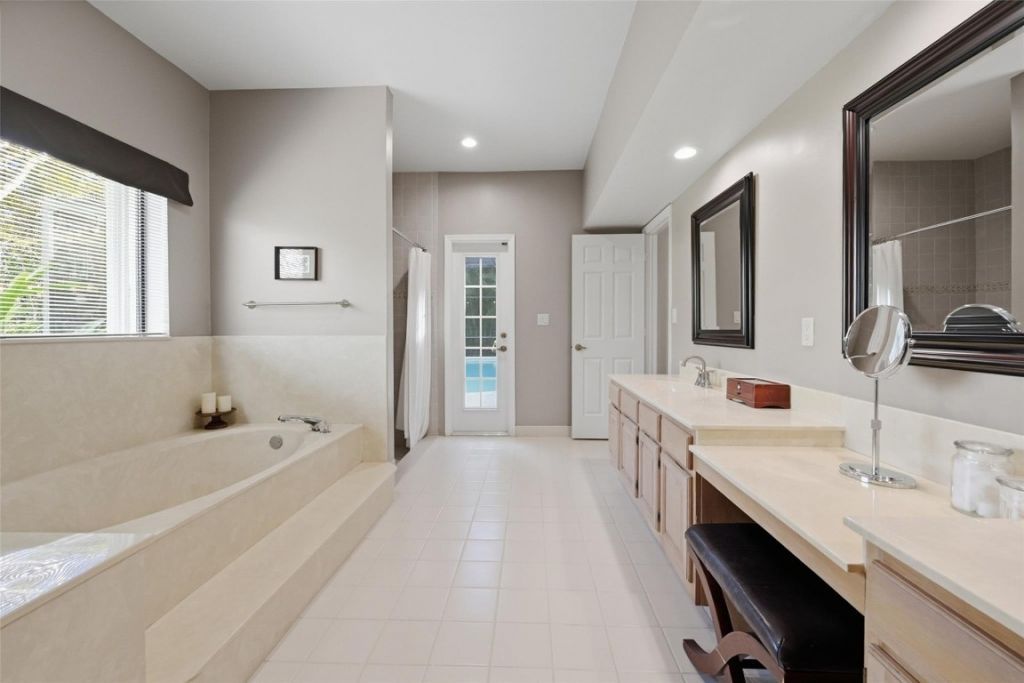 7720 W Upper Ridge Drive, Parkland, FL 33067 Photo