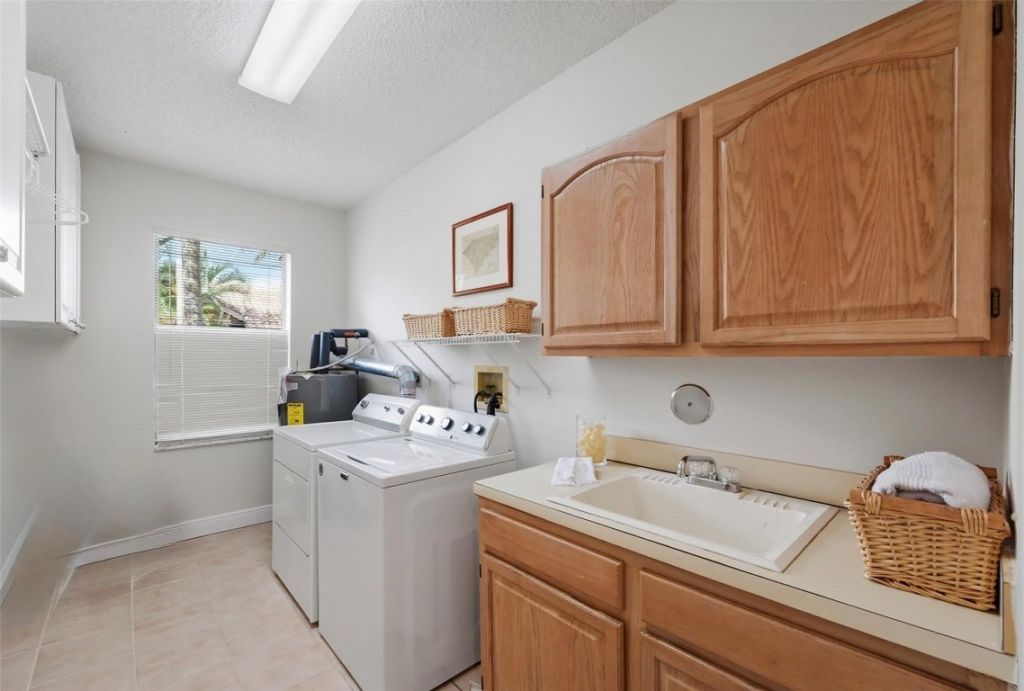 7720 W Upper Ridge Drive, Parkland, FL 33067 Photo