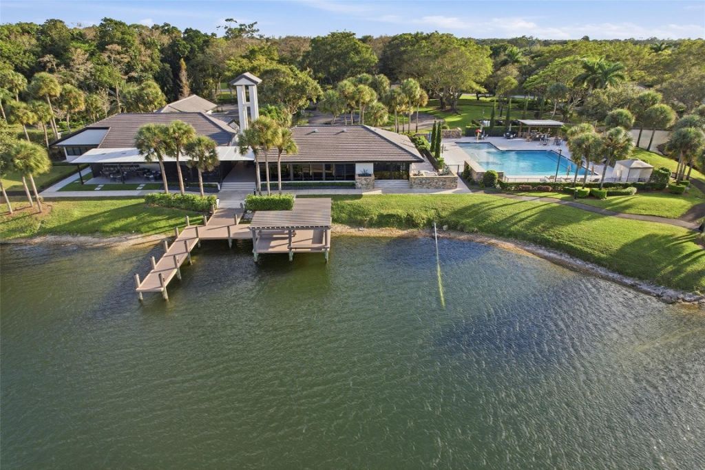 7720 W Upper Ridge Drive, Parkland, FL 33067 Photo