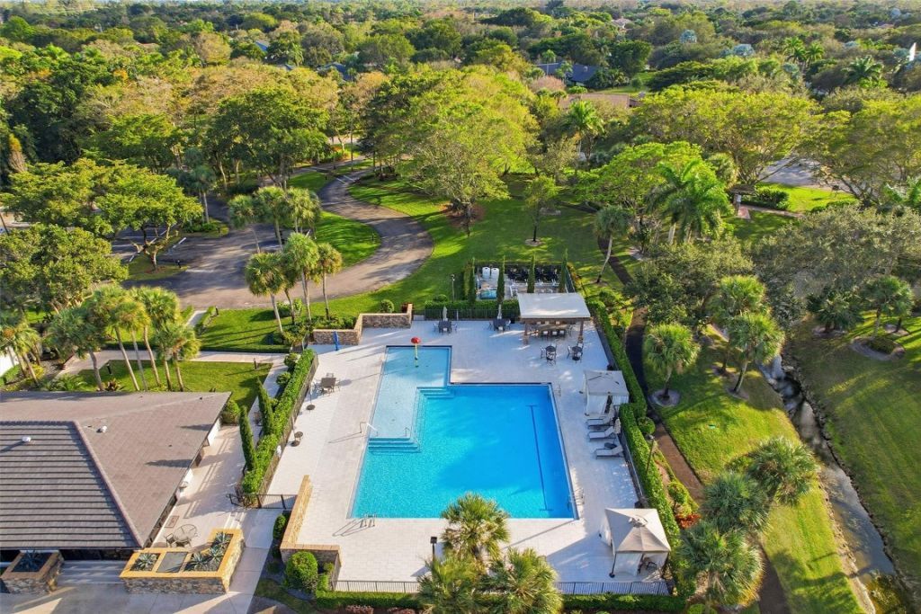 7720 W Upper Ridge Drive, Parkland, FL 33067 Photo