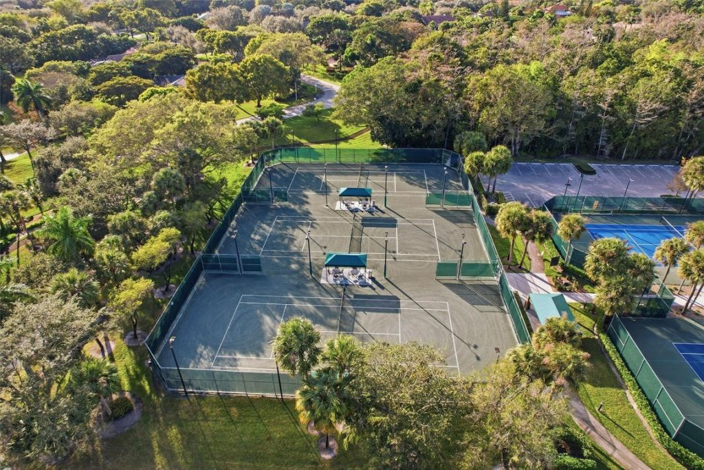 7720 W Upper Ridge Drive, Parkland, FL 33067 Photo