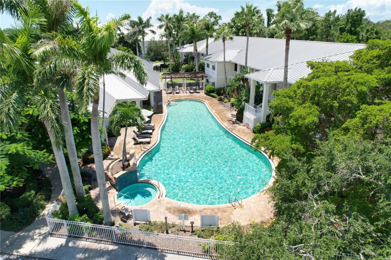 3706 54th Drive W, Unit 203, Bradenton, FL 34210 Photo